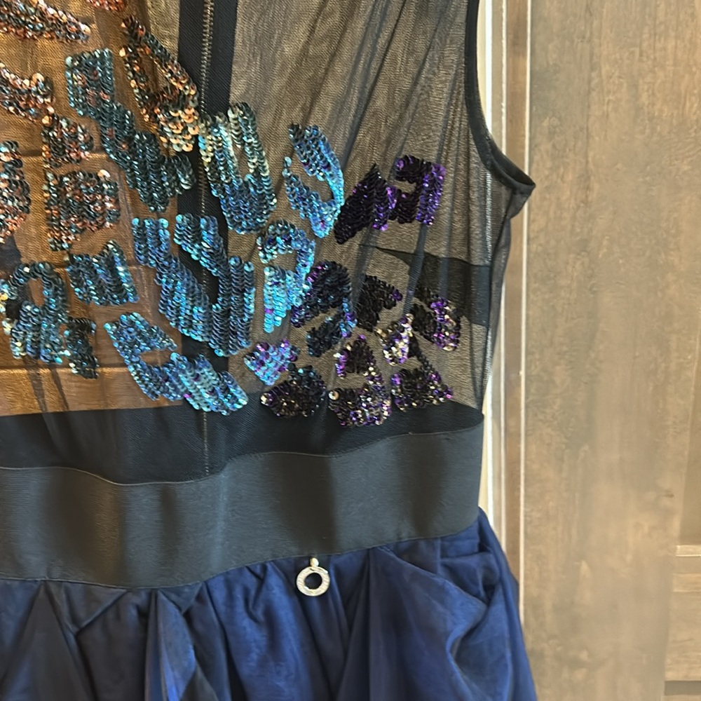 Custom Made In Italy Sequin Embellished Unique Dr… - image 4